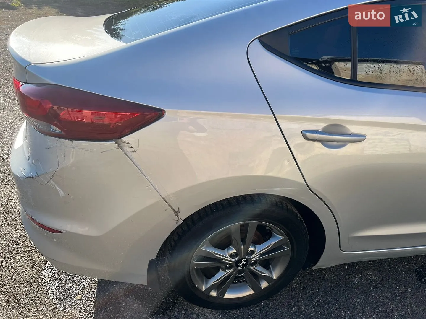 2016 Hyundai Elantra - мініатюра 15