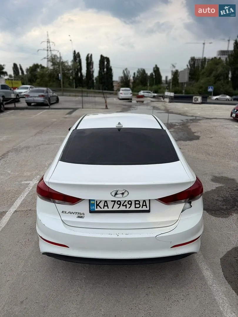 2016 Hyundai Elantra - мініатюра 9
