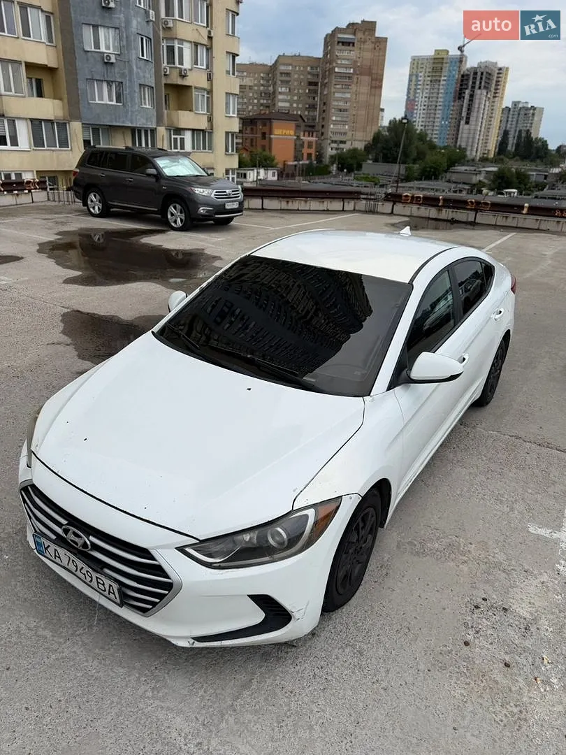 2016 Hyundai Elantra - мініатюра 10