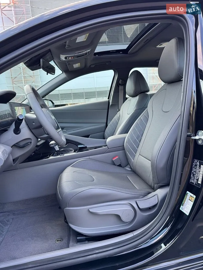 2024 Hyundai Elantra - мініатюра 14