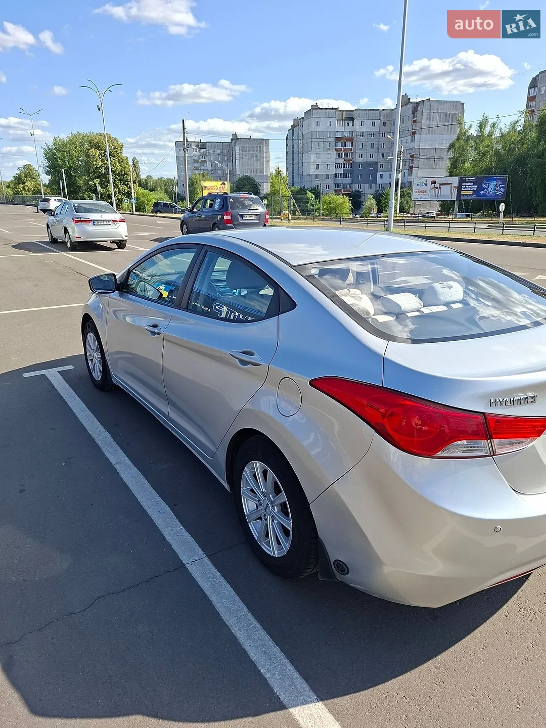 2013 Hyundai Elantra - мініатюра 4