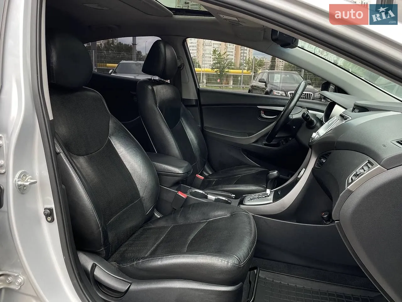 2012 Hyundai Elantra - мініатюра 12