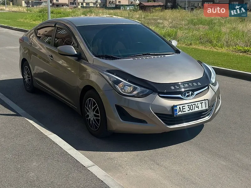 Hyundai Elantra