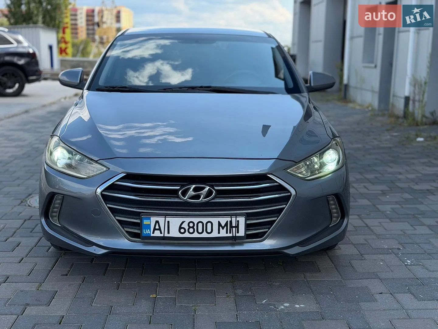 2018 Hyundai Elantra - мініатюра 12