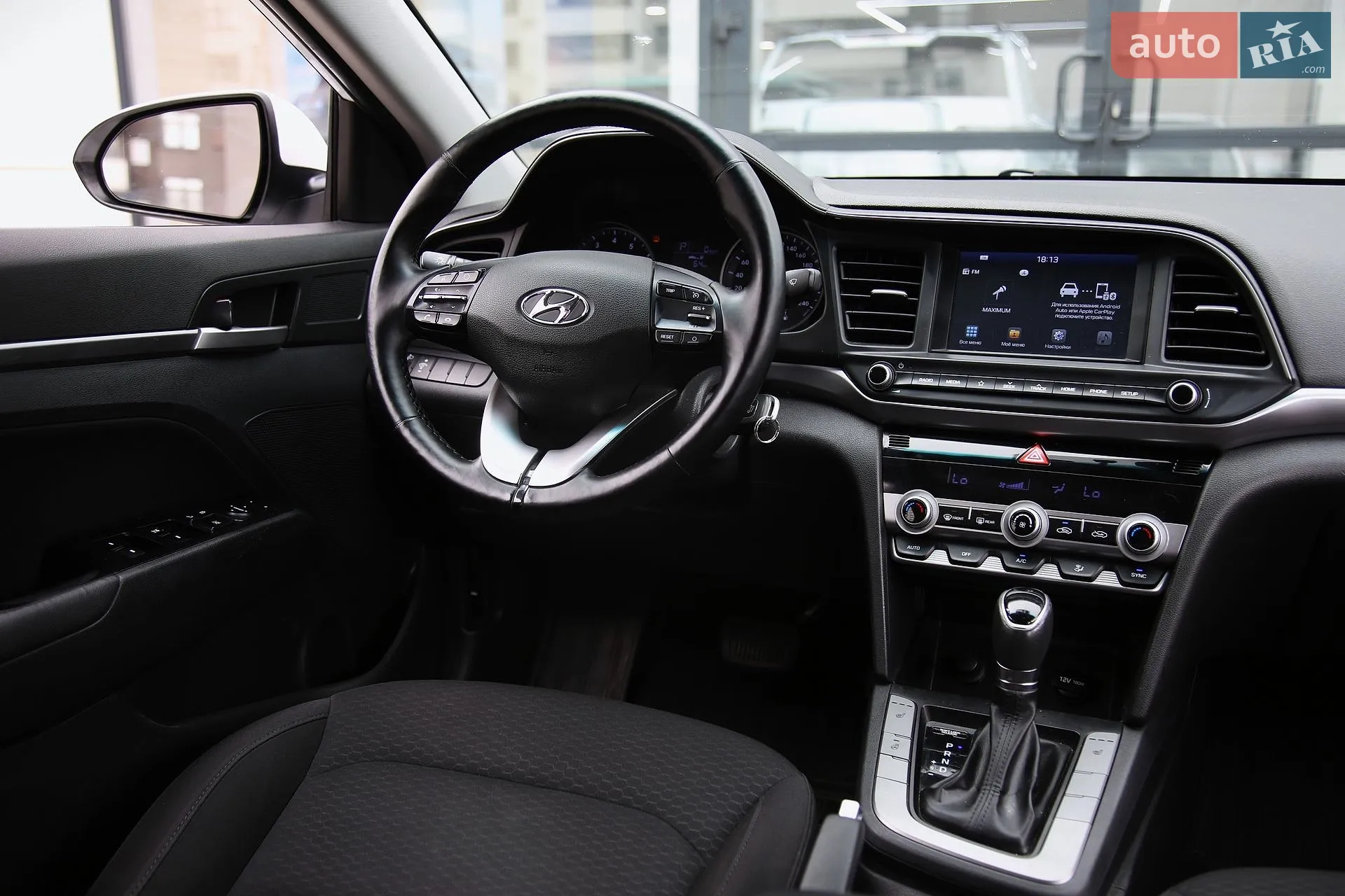 2019 Hyundai Elantra - мініатюра 11