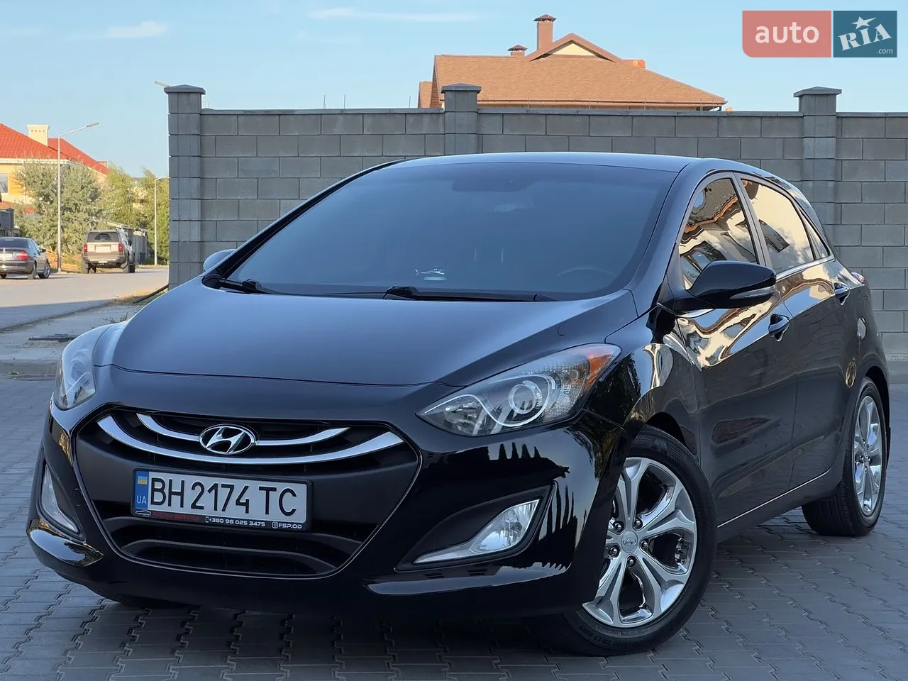 2015 Hyundai Elantra - мініатюра 18