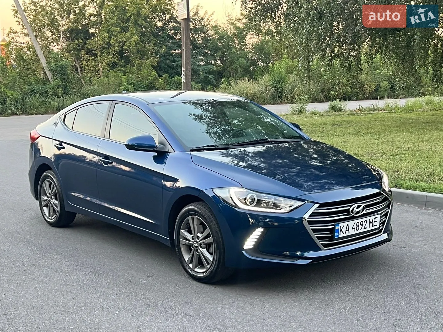 2016 Hyundai Elantra - мініатюра 2