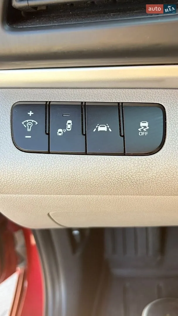 2018 Hyundai Elantra - мініатюра 14
