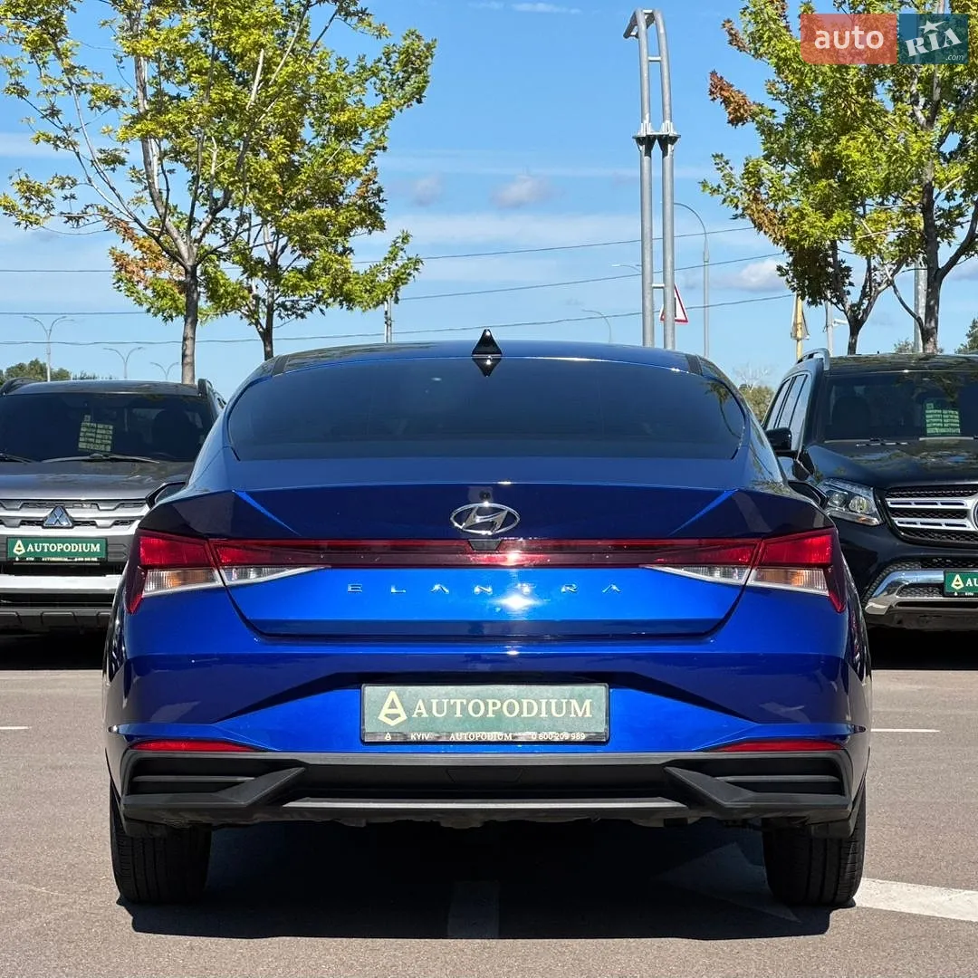 2023 Hyundai Elantra - мініатюра 8