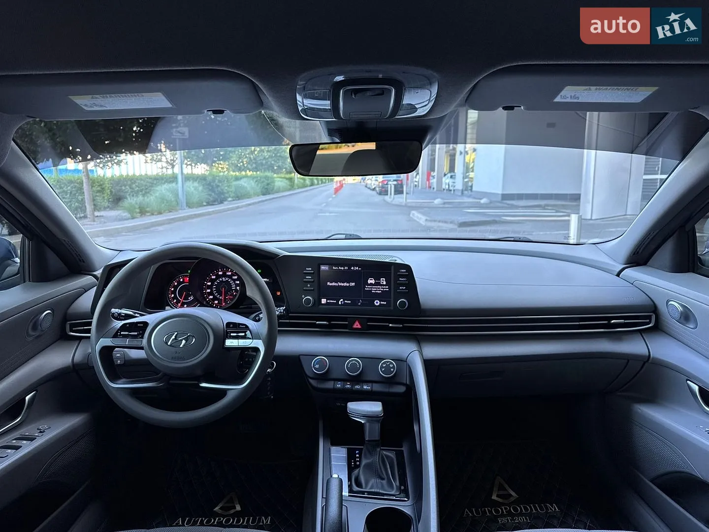 2023 Hyundai Elantra - мініатюра 20