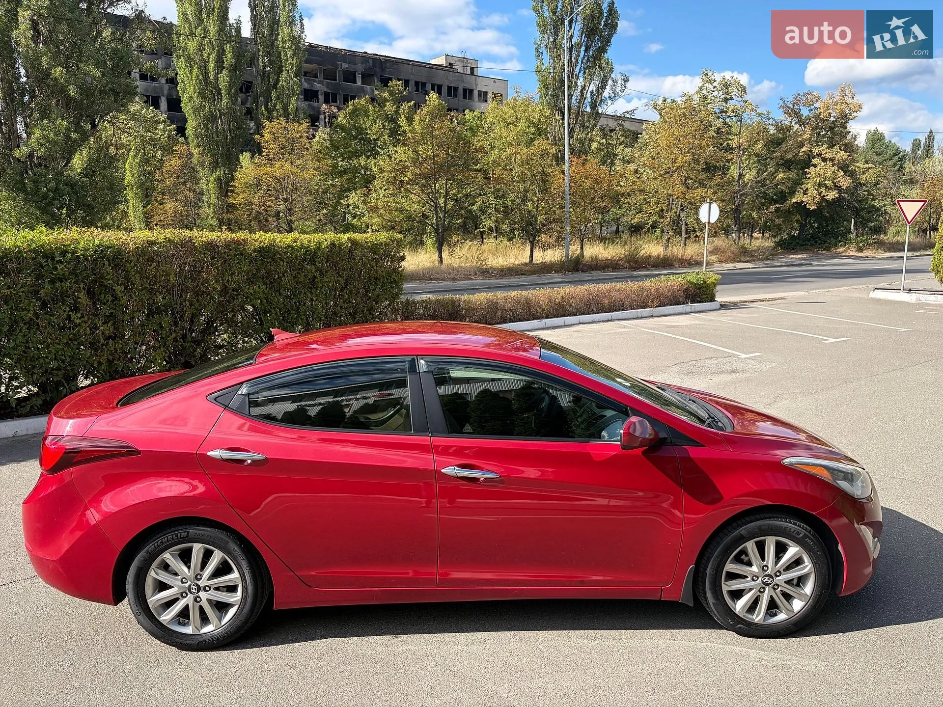 2014 Hyundai Elantra - мініатюра 5