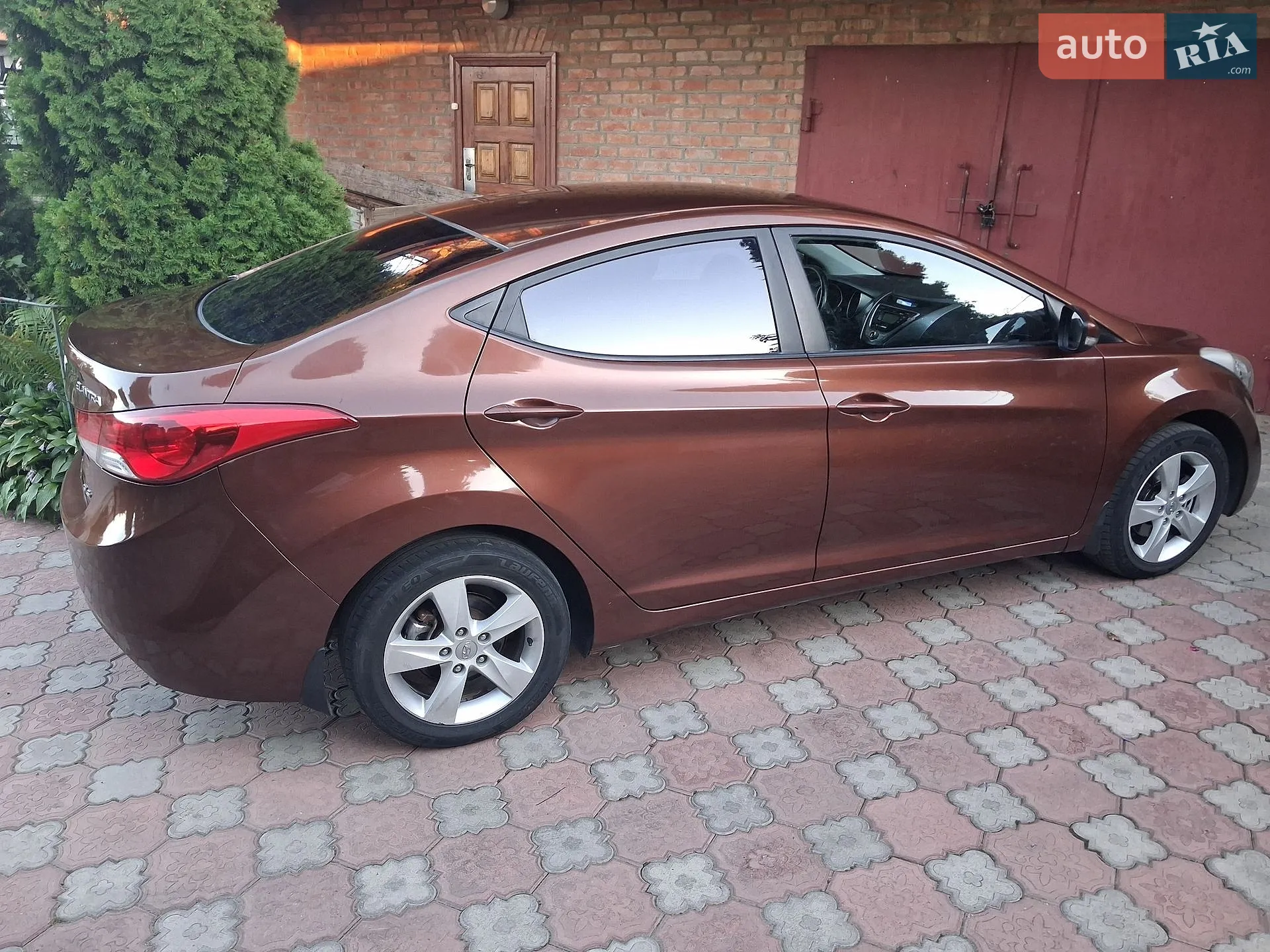 2012 Hyundai Elantra - мініатюра 3