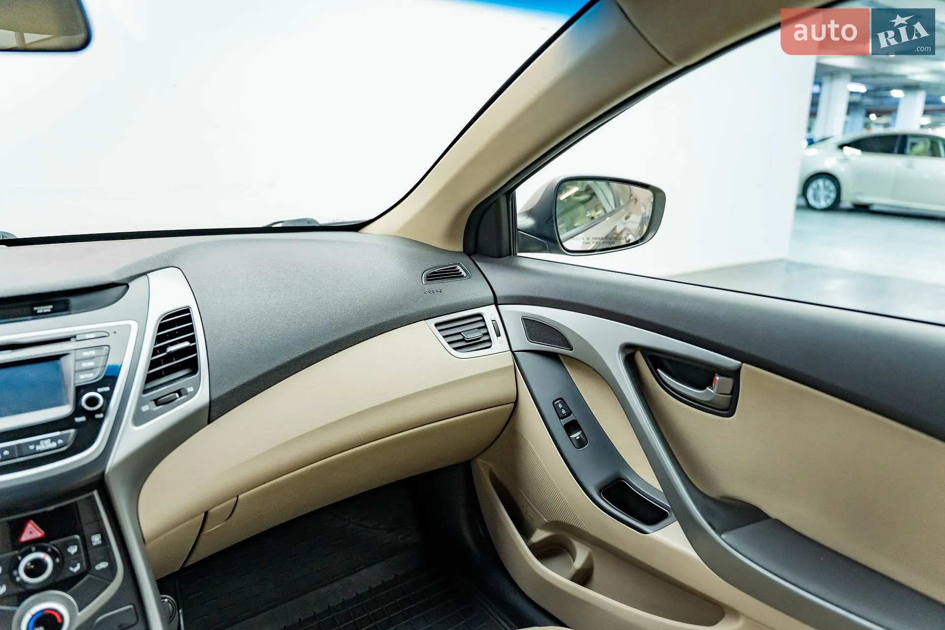 2015 Hyundai Elantra - мініатюра 11