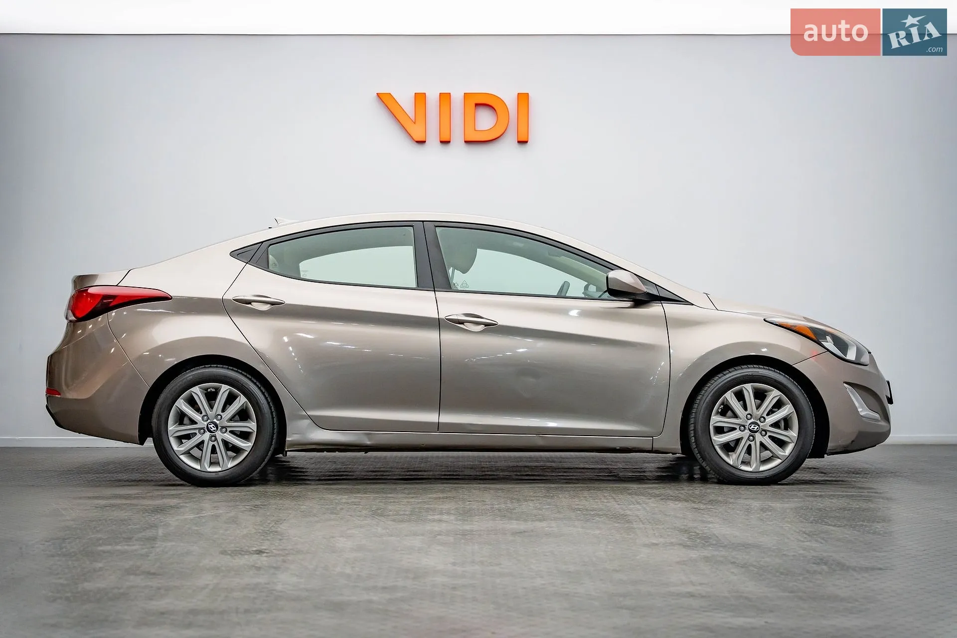 2015 Hyundai Elantra - мініатюра 2