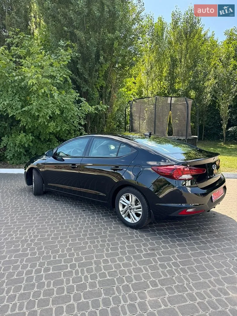 2019 Hyundai Elantra - мініатюра 8