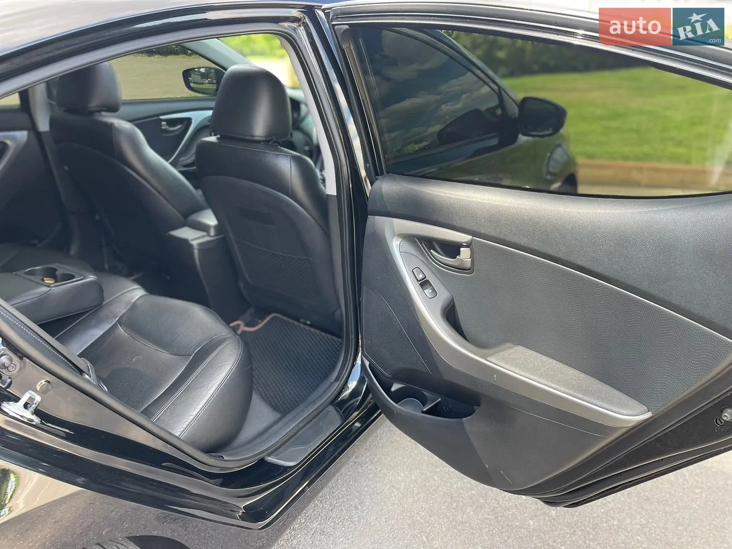 2013 Hyundai Elantra - мініатюра 11