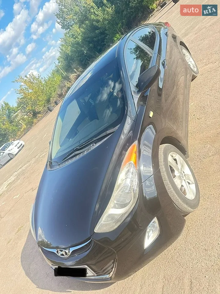 2012 Hyundai Elantra - мініатюра 25