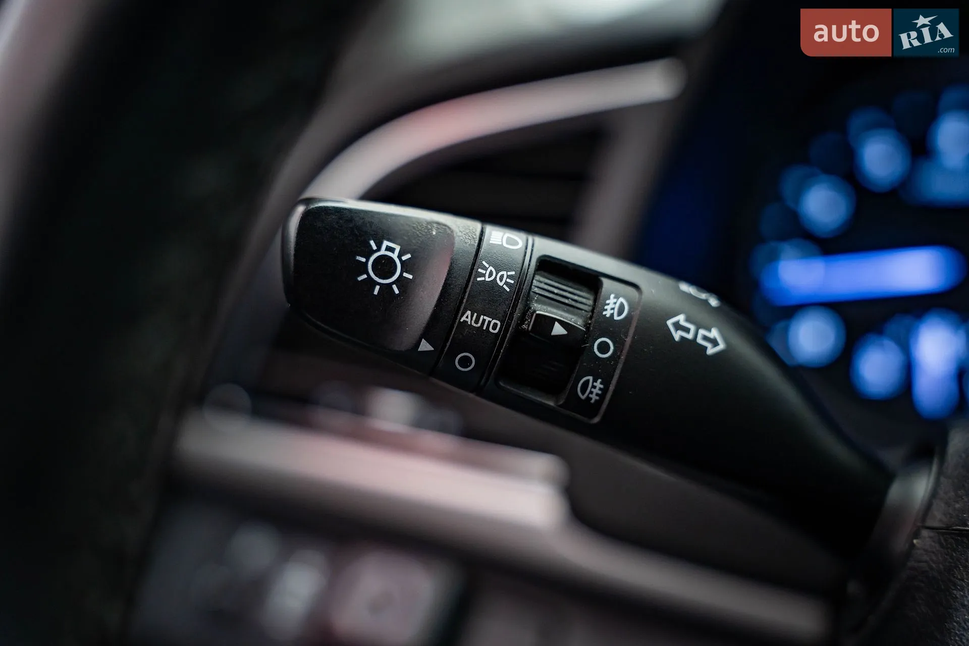 2018 Hyundai Elantra - мініатюра 14