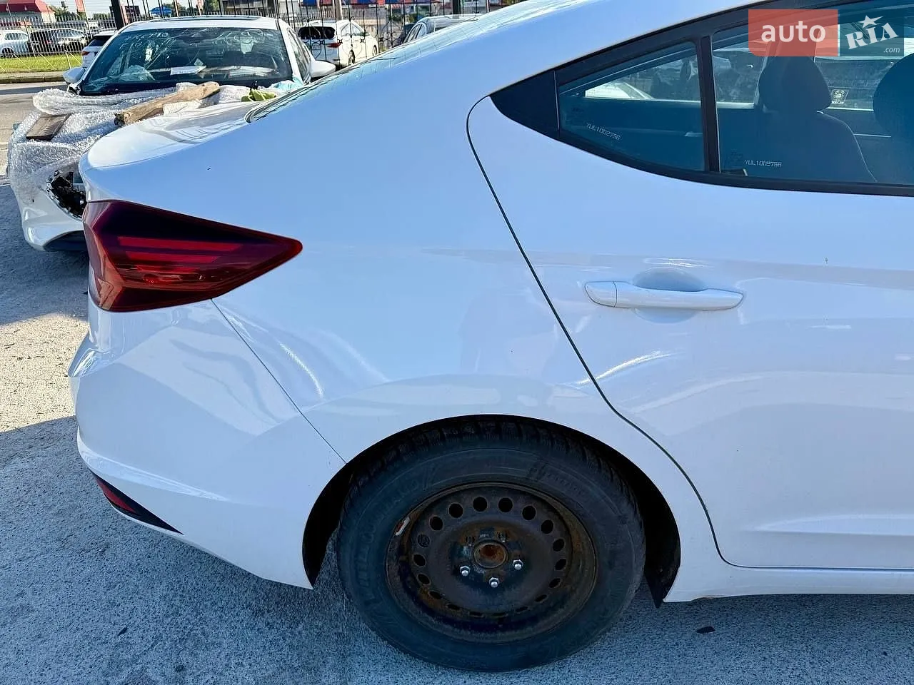 2019 Hyundai Elantra - мініатюра 29