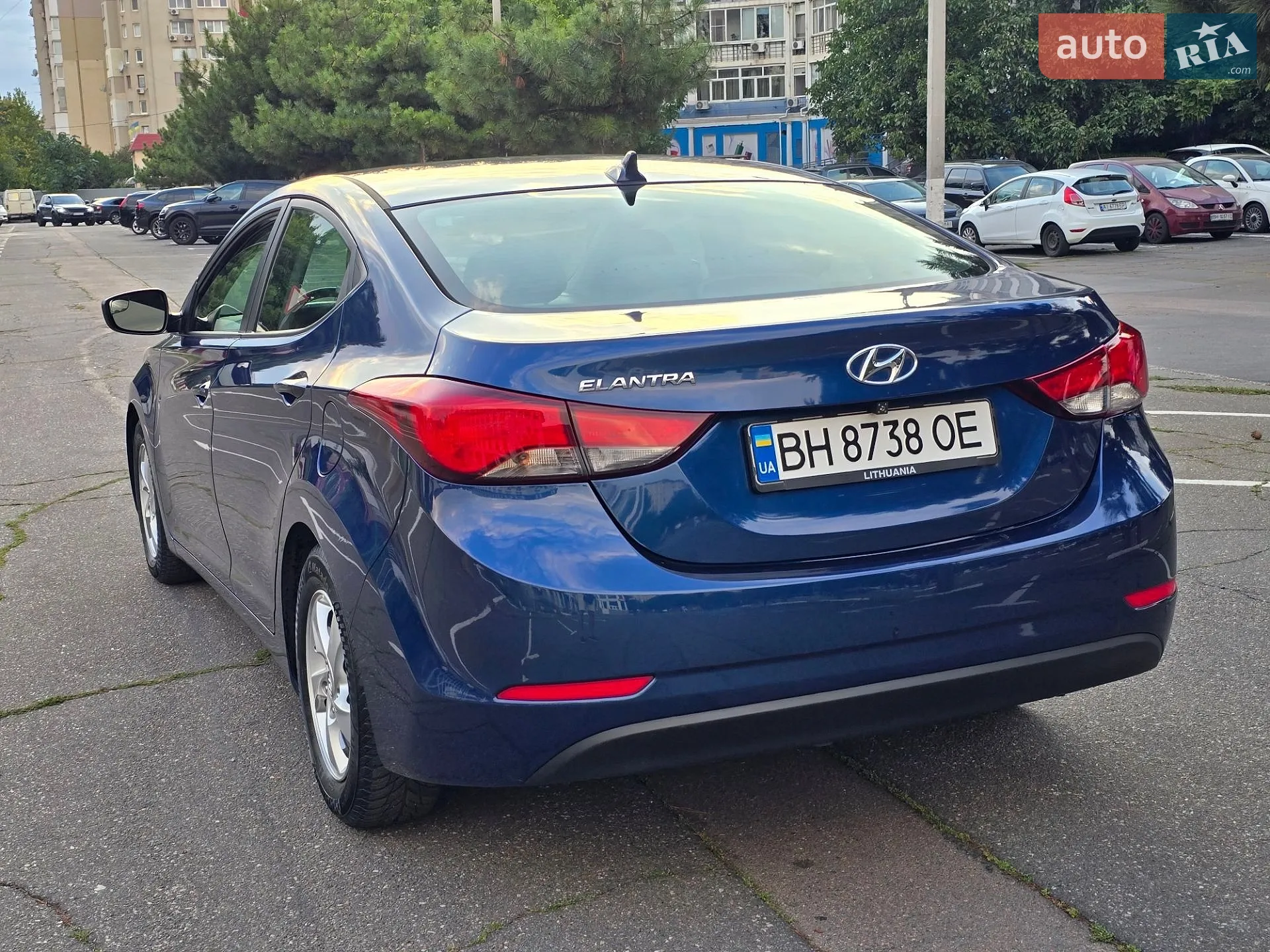 2014 Hyundai Elantra - мініатюра 17