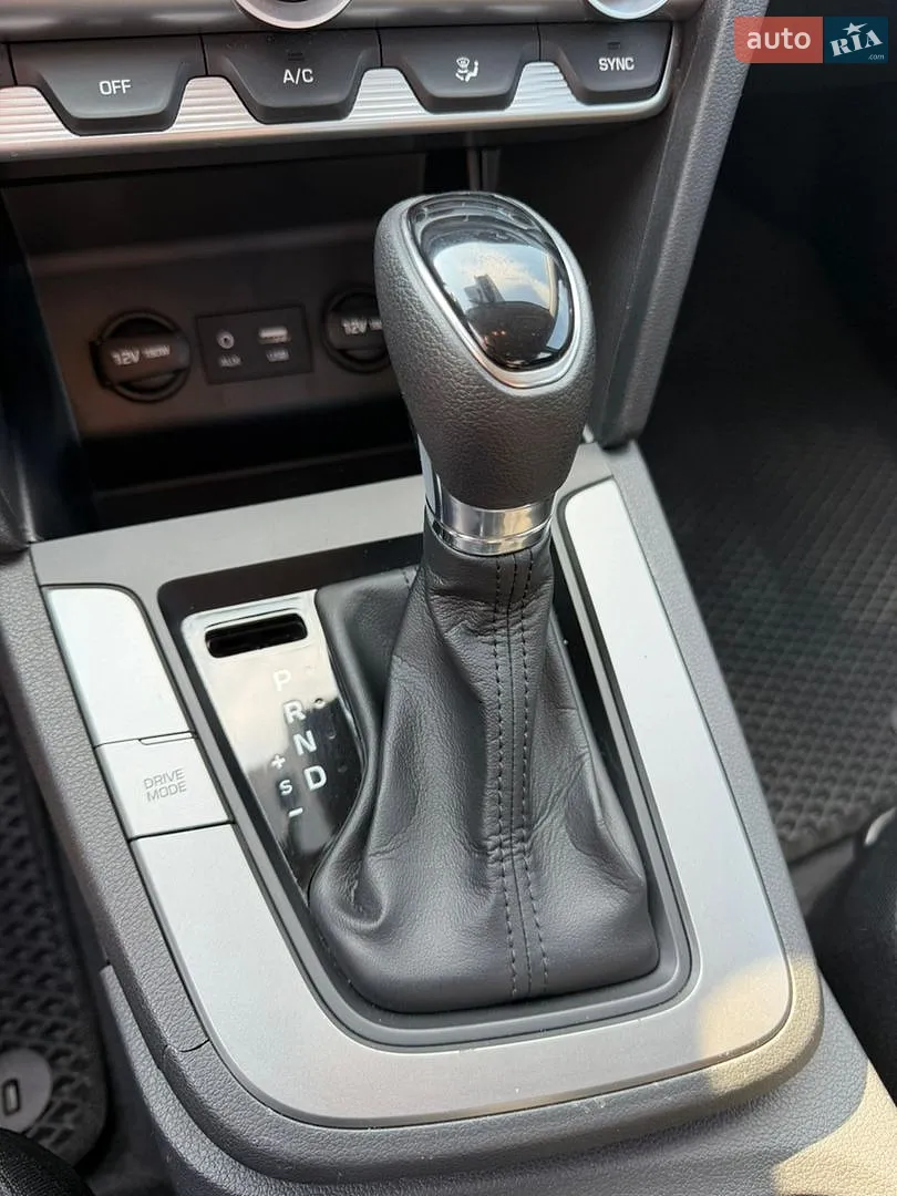 2019 Hyundai Elantra - мініатюра 34