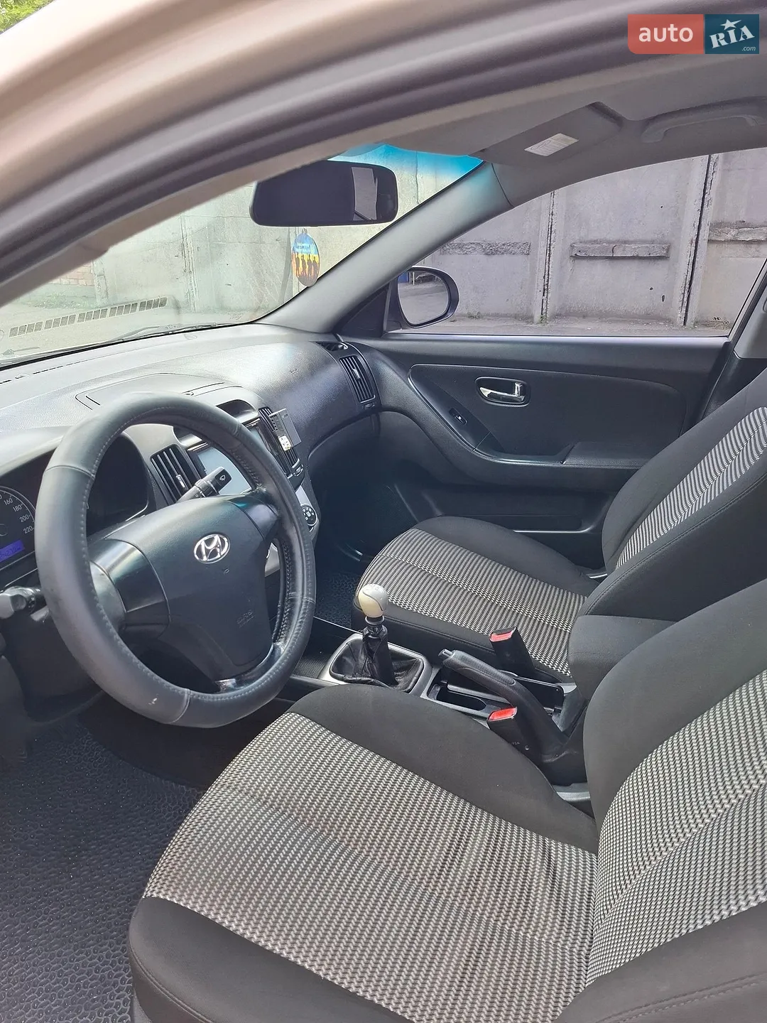 2010 Hyundai Elantra - мініатюра 9