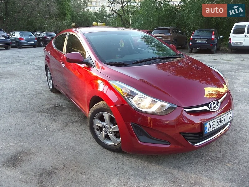 Hyundai Elantra