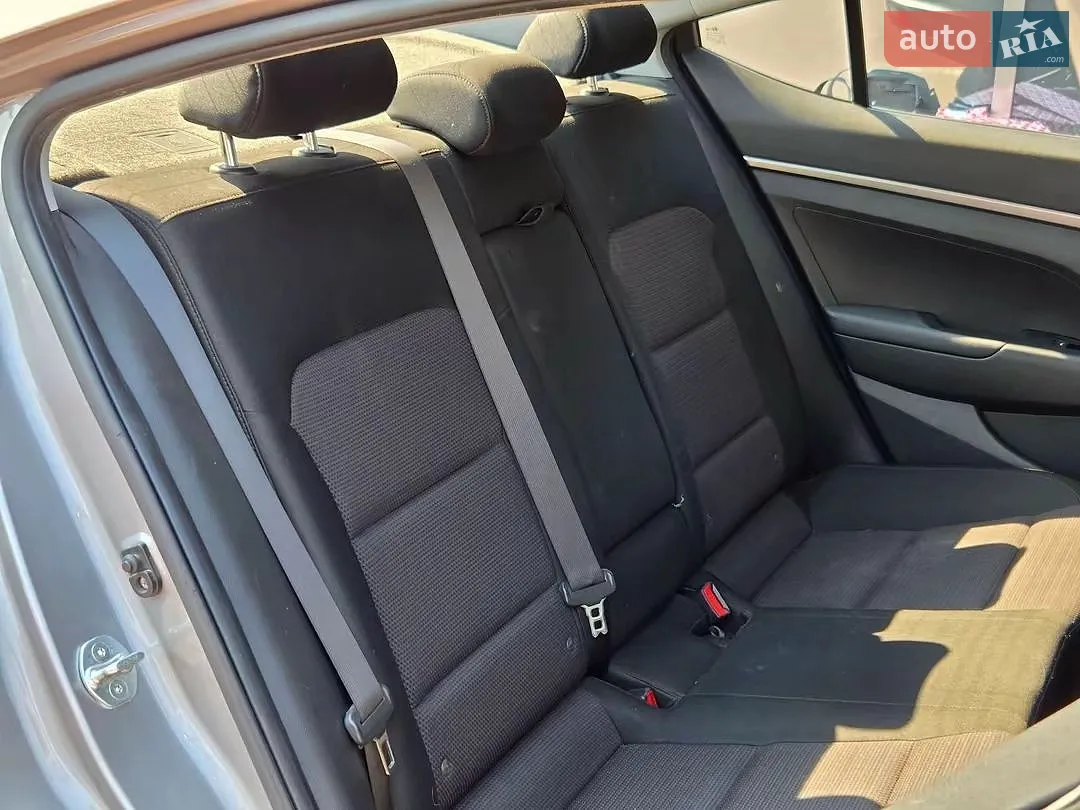 2020 Hyundai Elantra - мініатюра 18