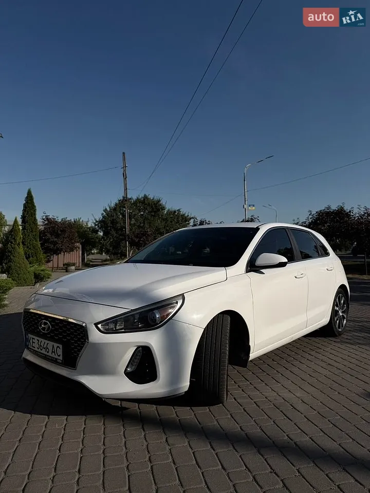 2018 Hyundai Elantra - мініатюра 42