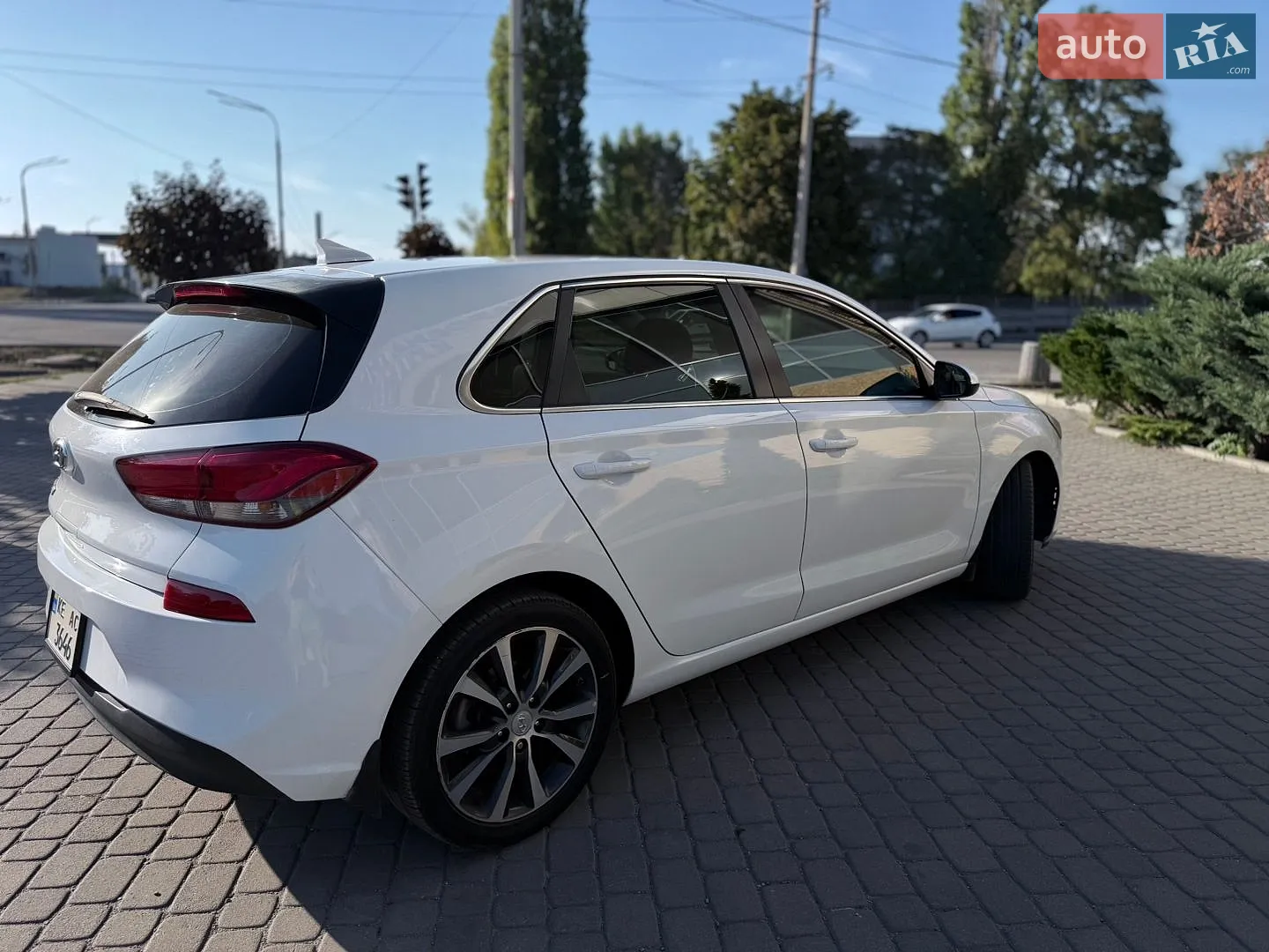 2019 Hyundai Elantra - мініатюра 6