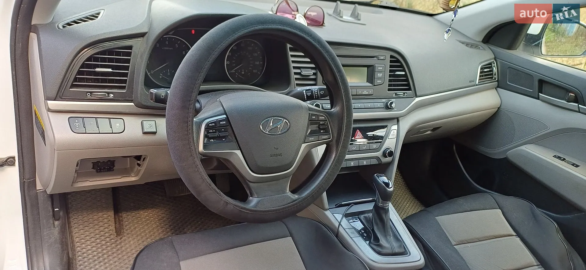 2016 Hyundai Elantra - мініатюра 9