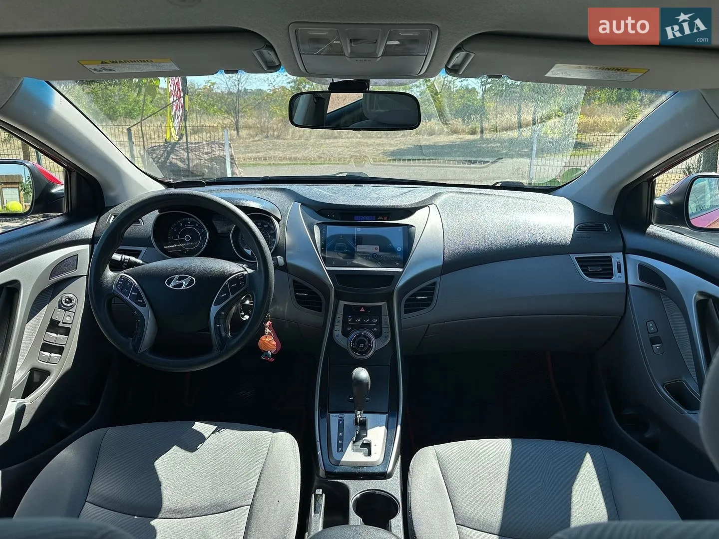 2013 Hyundai Elantra - мініатюра 18