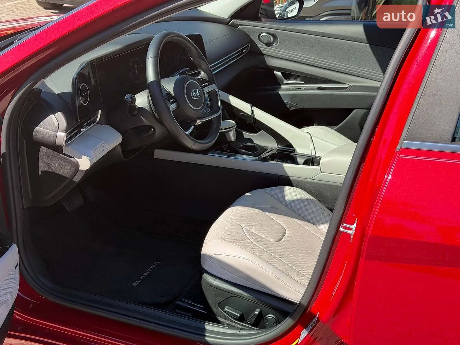 2021 Hyundai Elantra - мініатюра 25