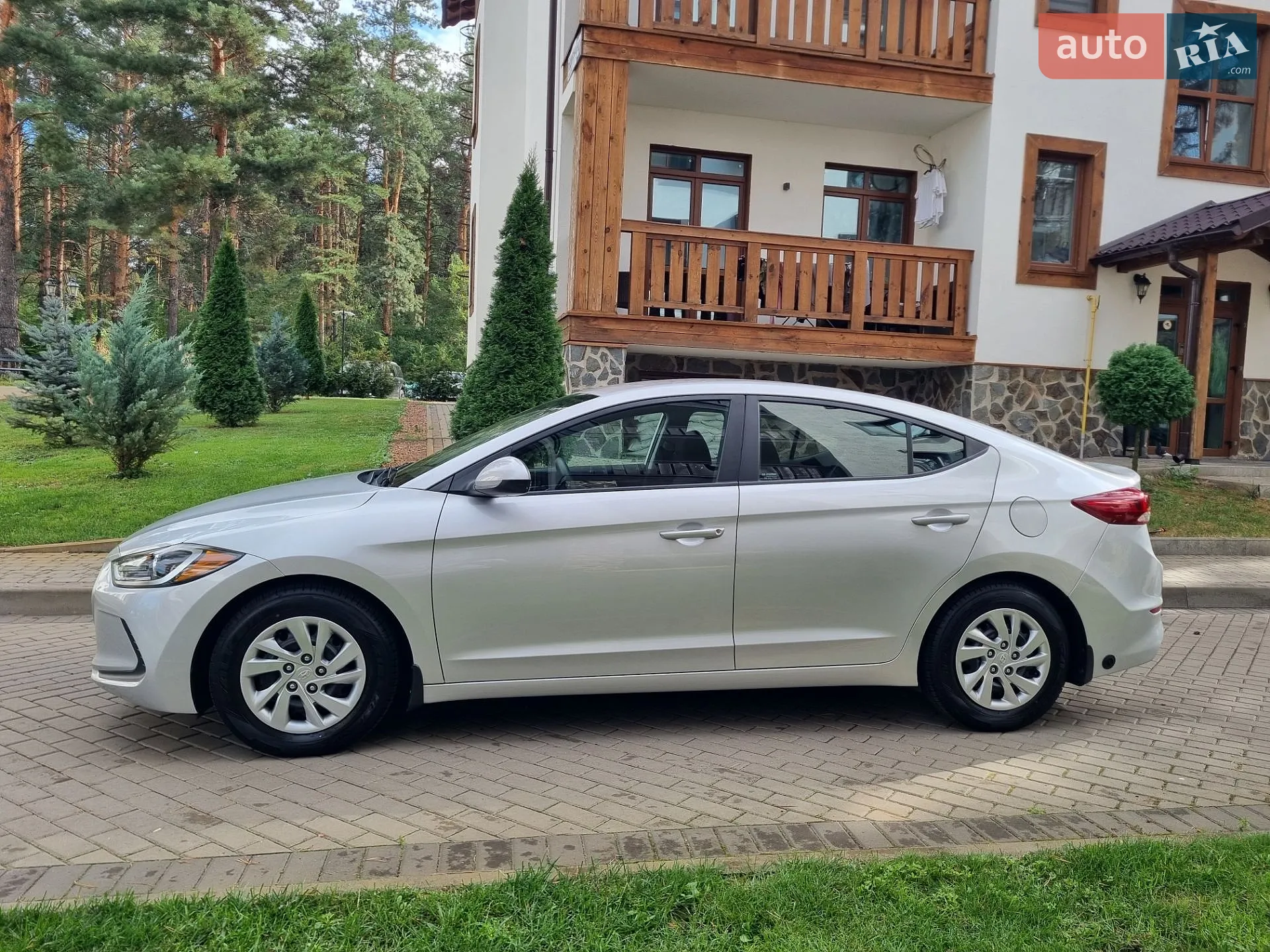 2017 Hyundai Elantra - мініатюра 6