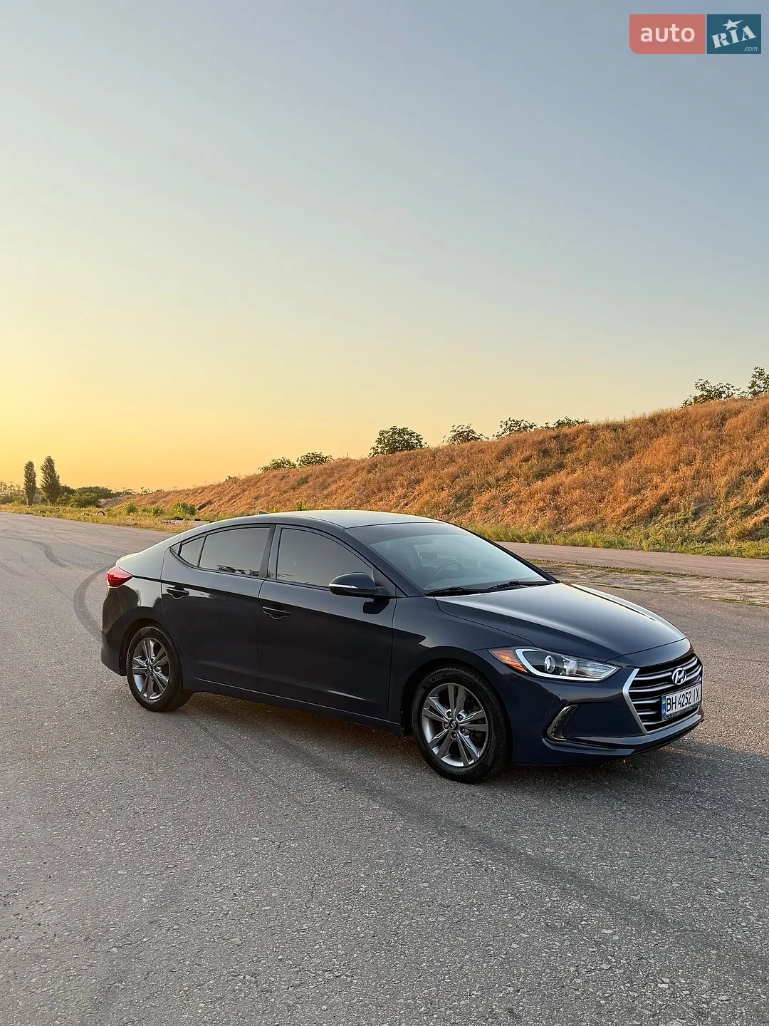 2016 Hyundai Elantra - мініатюра 2