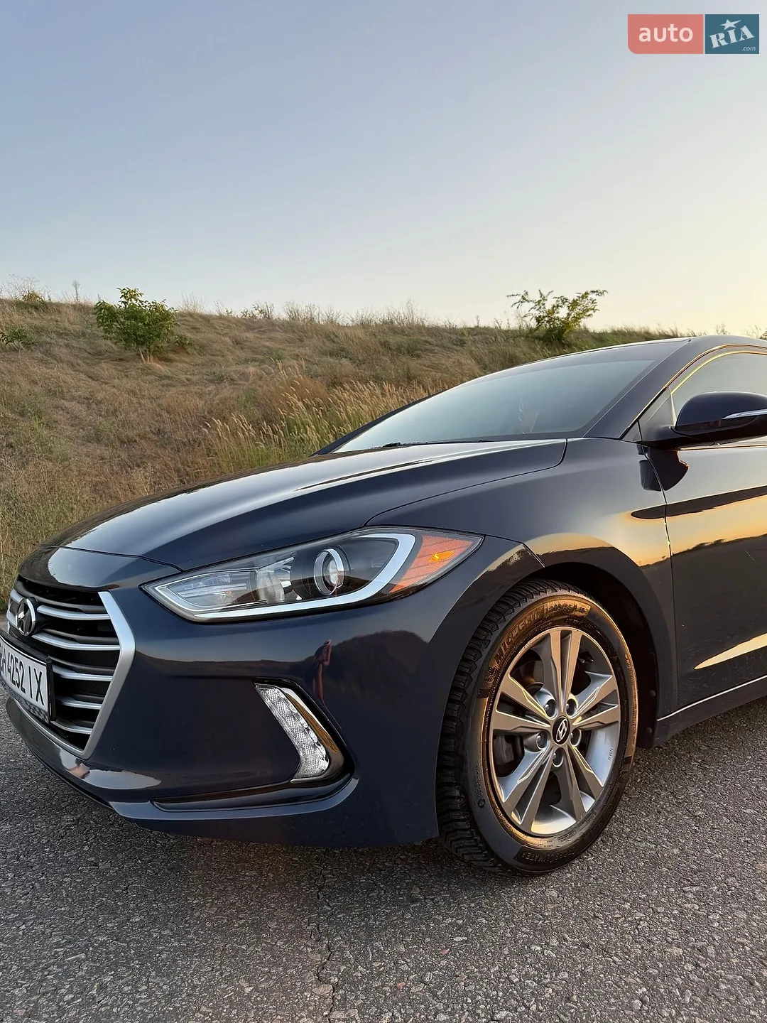 2016 Hyundai Elantra - мініатюра 8