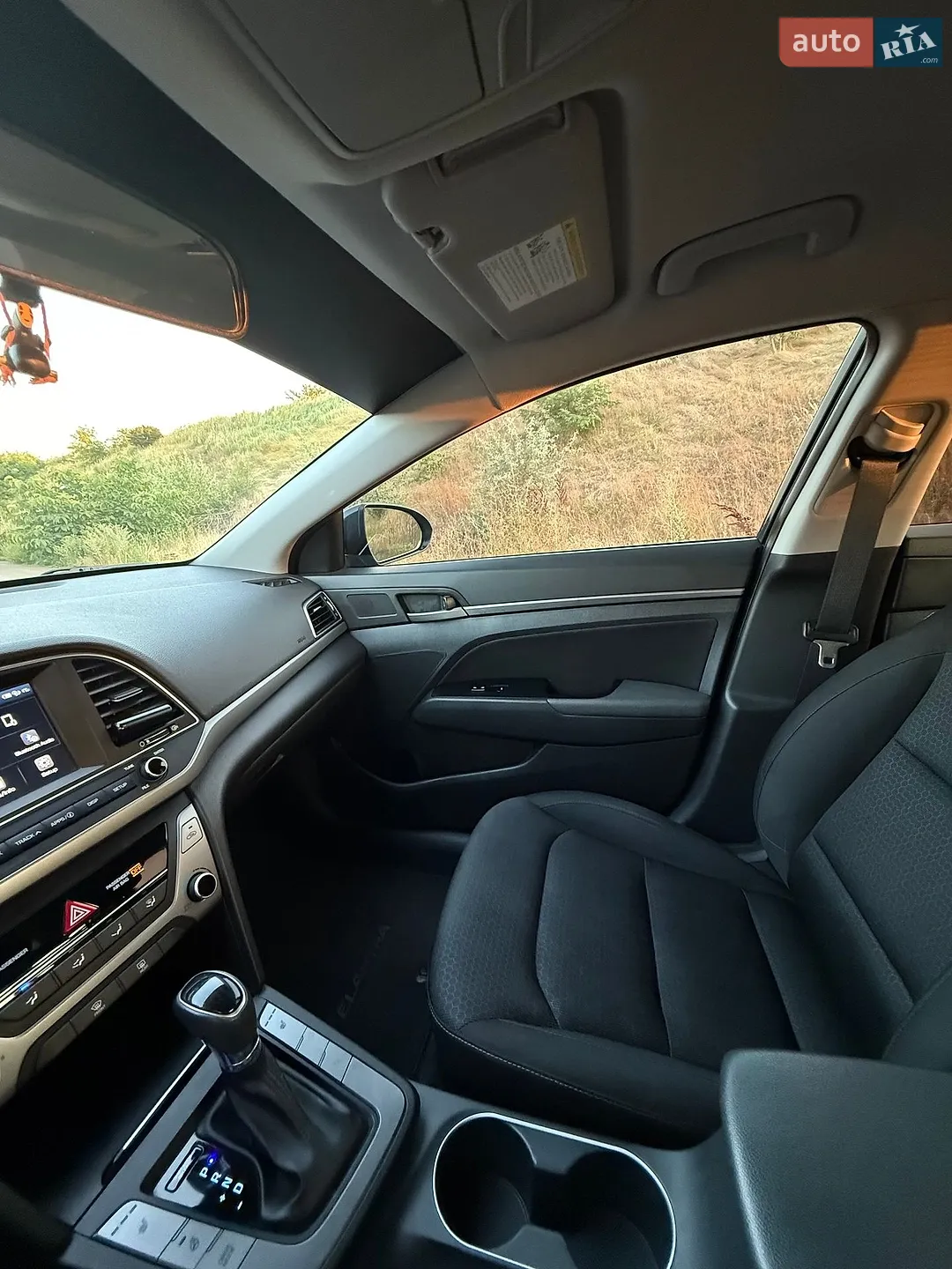 2016 Hyundai Elantra - мініатюра 14
