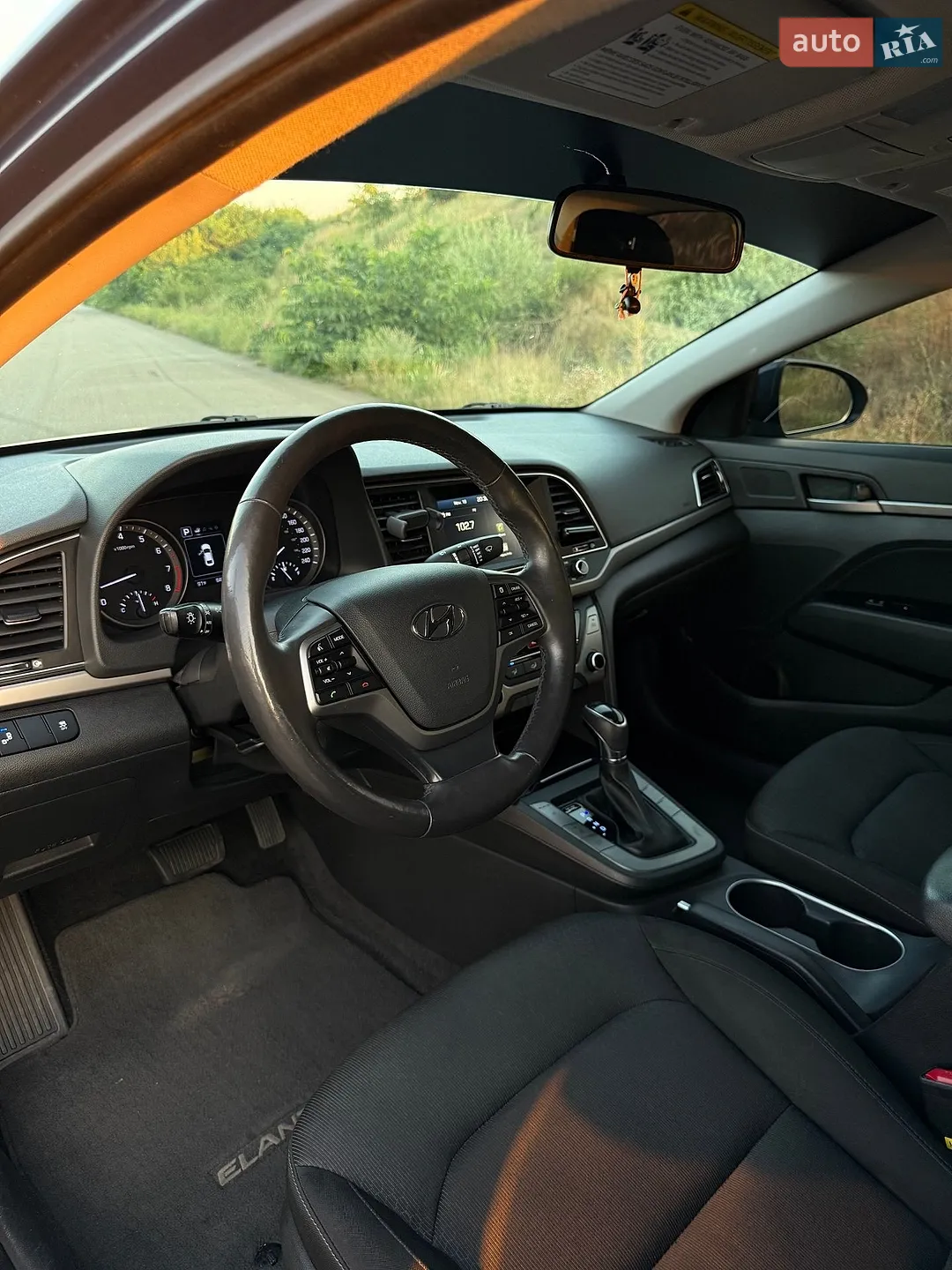 2016 Hyundai Elantra - мініатюра 15
