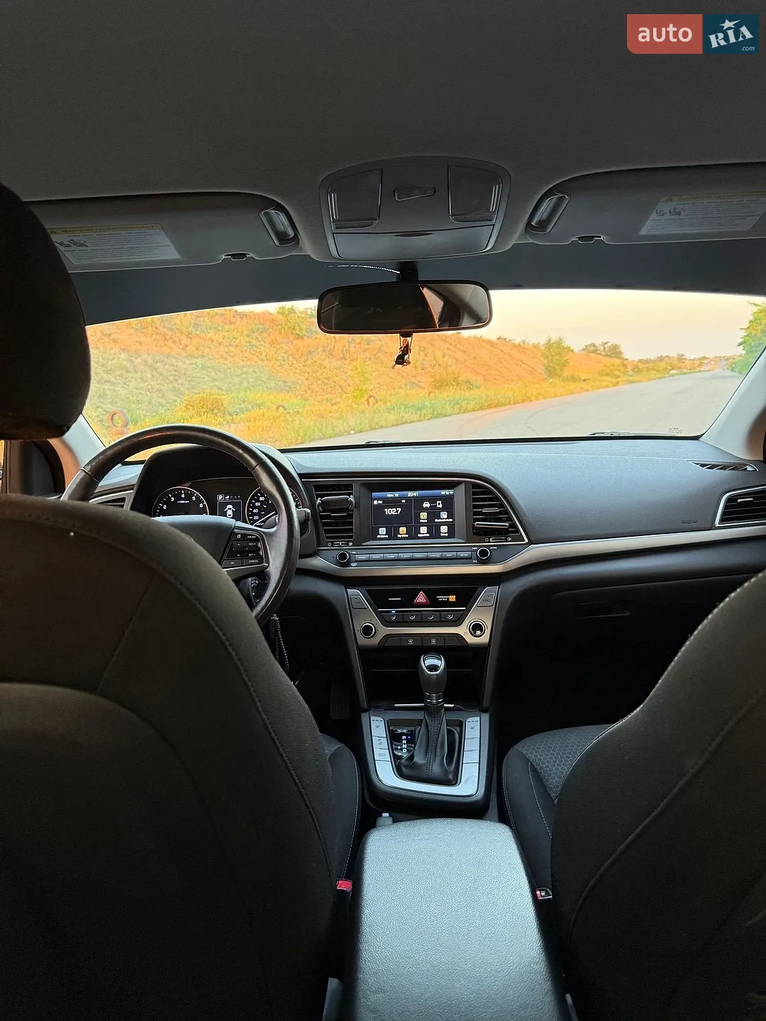 2016 Hyundai Elantra - мініатюра 13