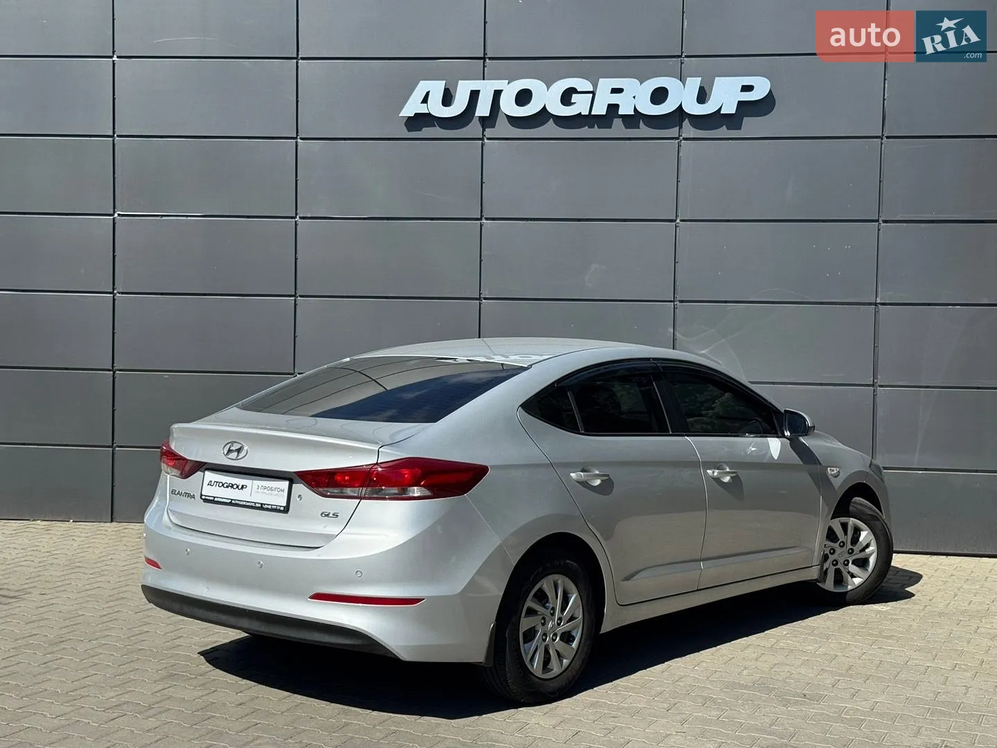 2016 Hyundai Elantra - мініатюра 14