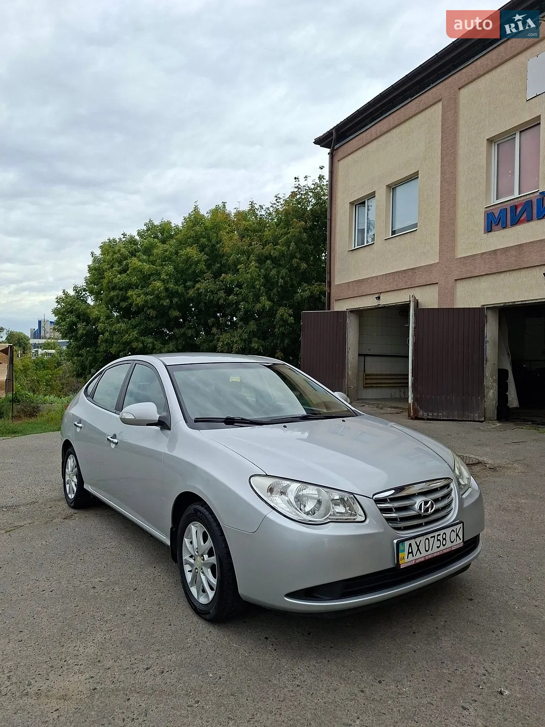 2010 Hyundai Elantra - фото 1