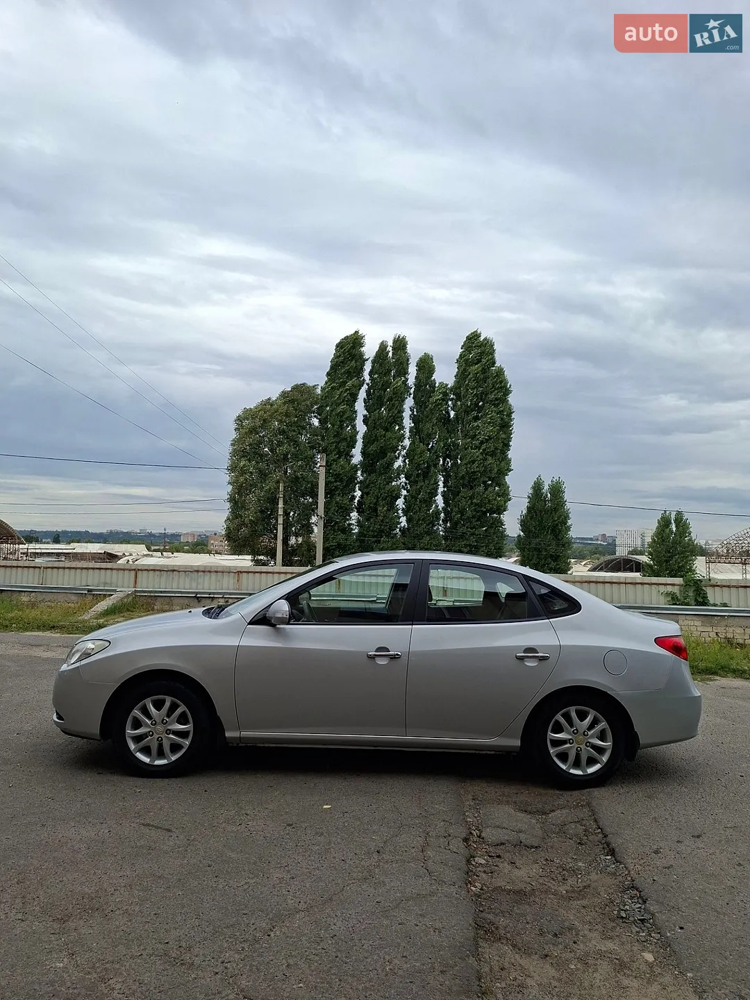 2010 Hyundai Elantra - мініатюра 16