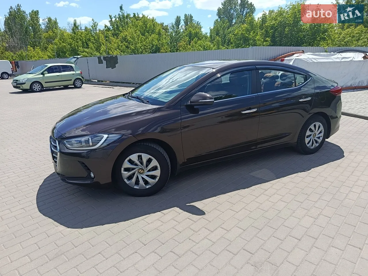 2018 Hyundai Elantra - мініатюра 19