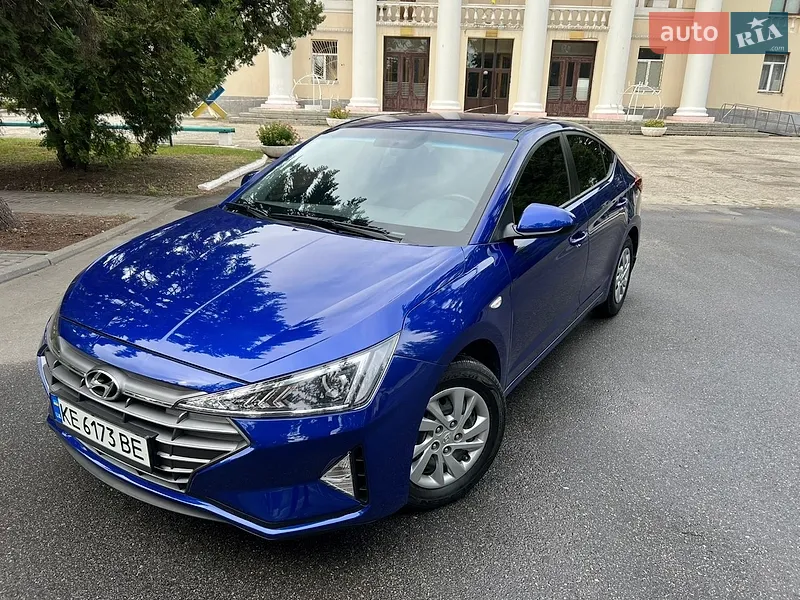 Hyundai Elantra 2020