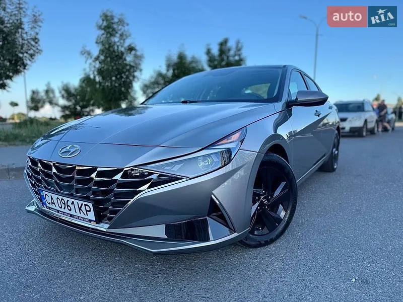Hyundai Elantra 2021