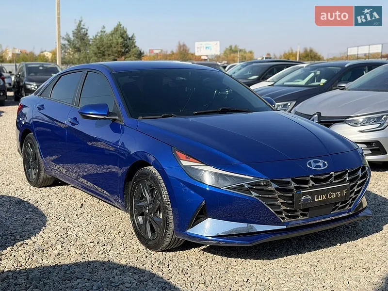Hyundai Elantra 2023