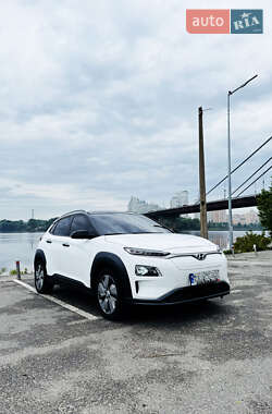 Позашляховик / Кросовер Hyundai Encino EV 2021 в 