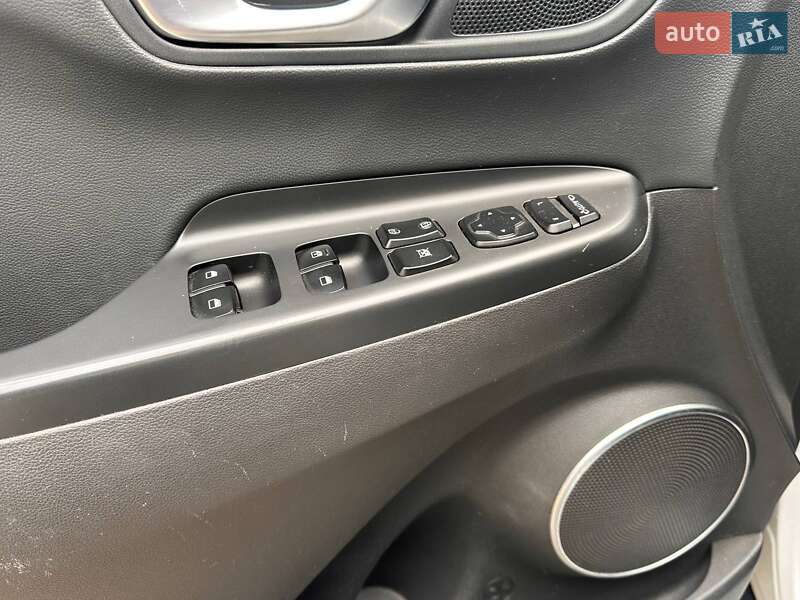 Позашляховик / Кросовер Hyundai Encino EV 2019 в Одесі фото 16 Позашляховик / Кросовер Hyundai Encino EV 2019 в Одесі