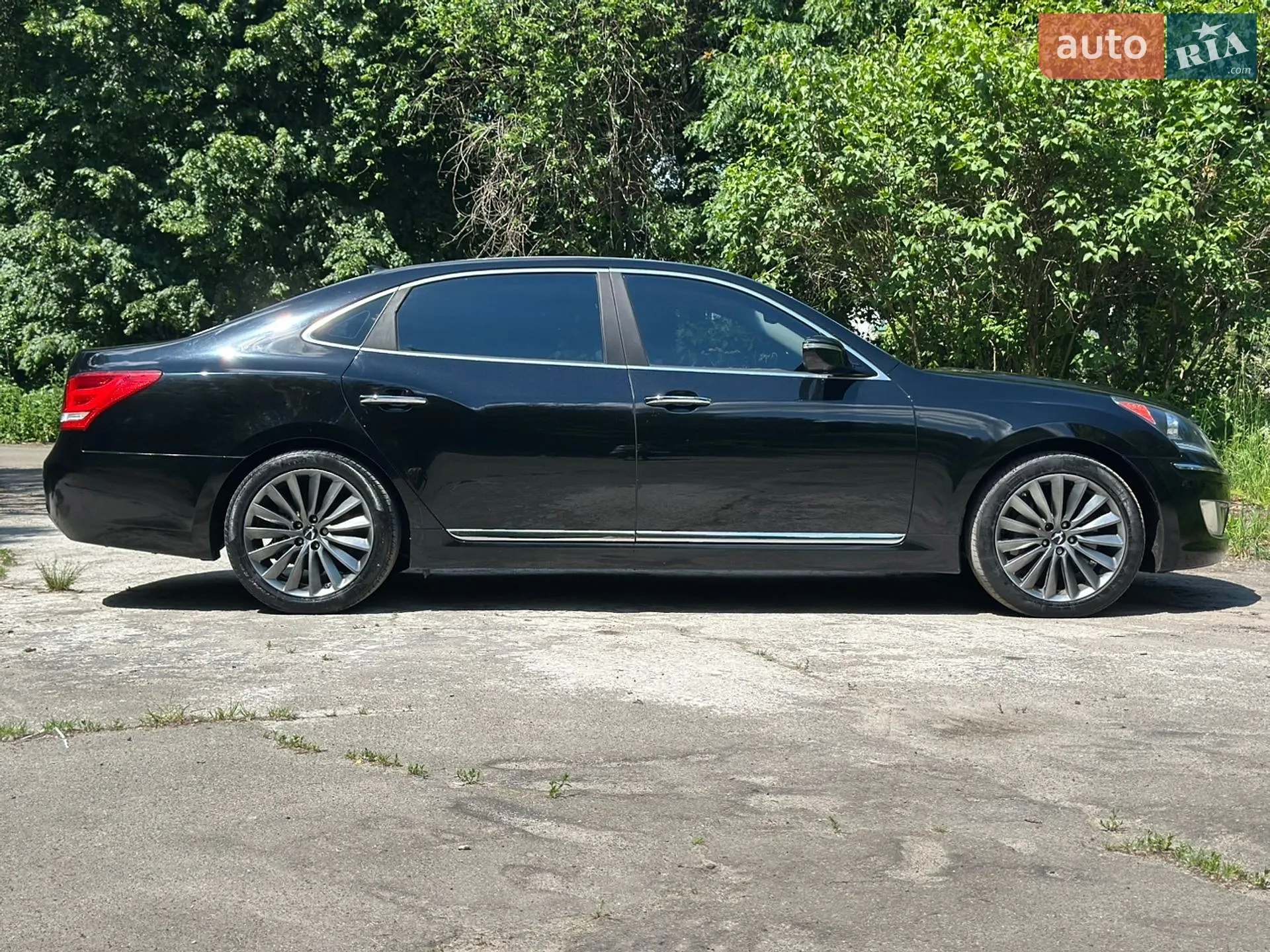 2015 Hyundai Equus - мініатюра 11
