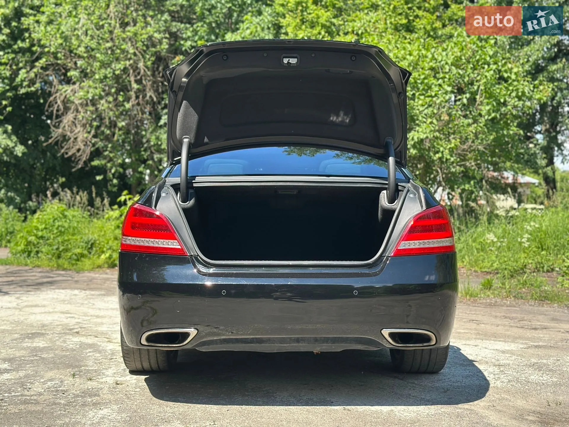 2015 Hyundai Equus - мініатюра 23